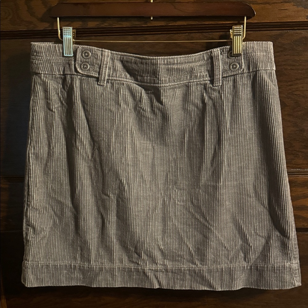 LOFT Gray Corduroy Mini Skirt, Size 12, EUC